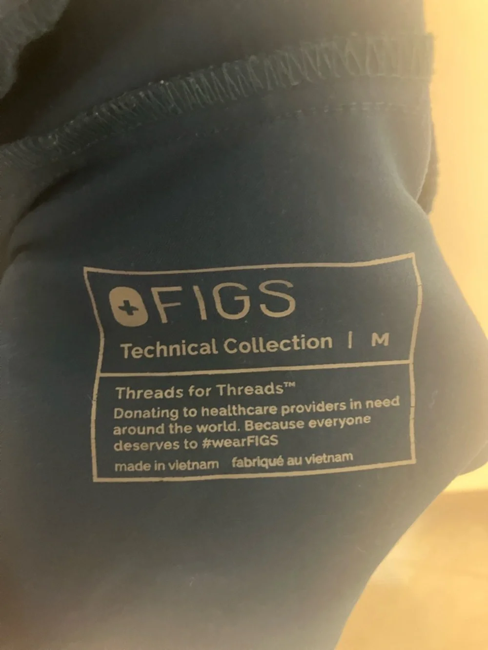 FIGS jogger scrub pants 4 pockets drawstring waistband sporty cuffs medium